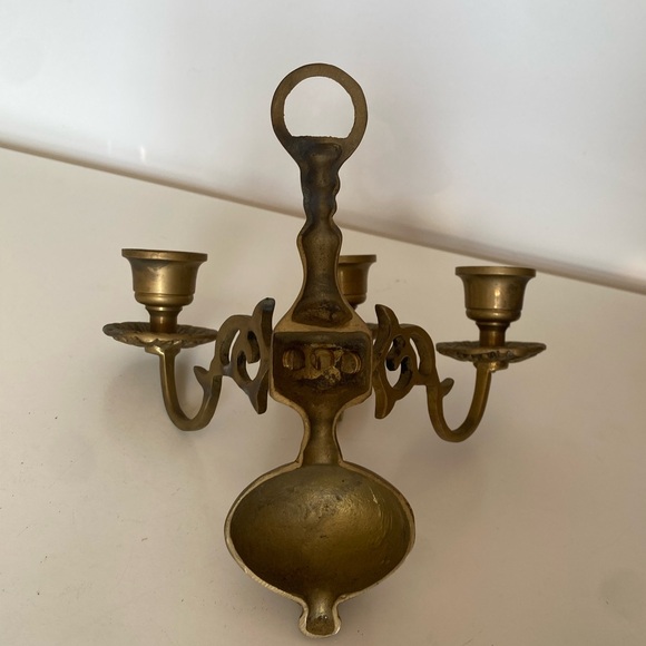 Vintage Brass 3 Candle Wall Sconce - Picture 5 of 11